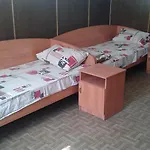 Auberge de jeunesse Mnogoborets F. Klub