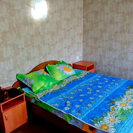 Mnogoborets F. Klub Hostel