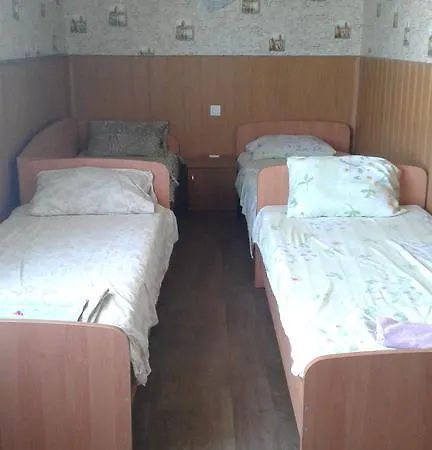 Mnogoborets F. Klub Hostel Odessza