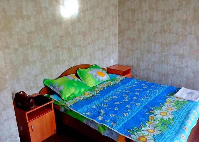 Mnogoborets F. Klub Hostel