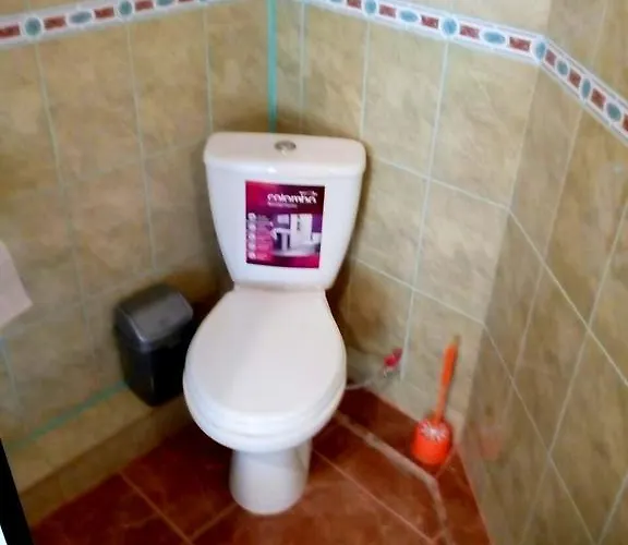 Mnogoborets F. Klub *