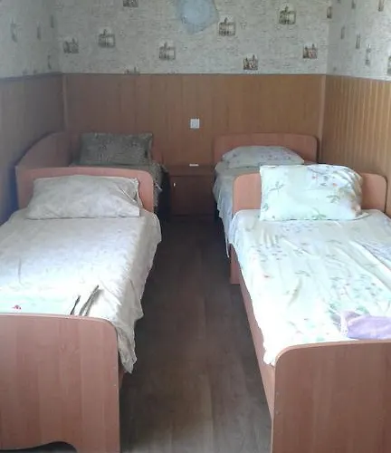 Mnogoborets F. Klub Hostel Odessa