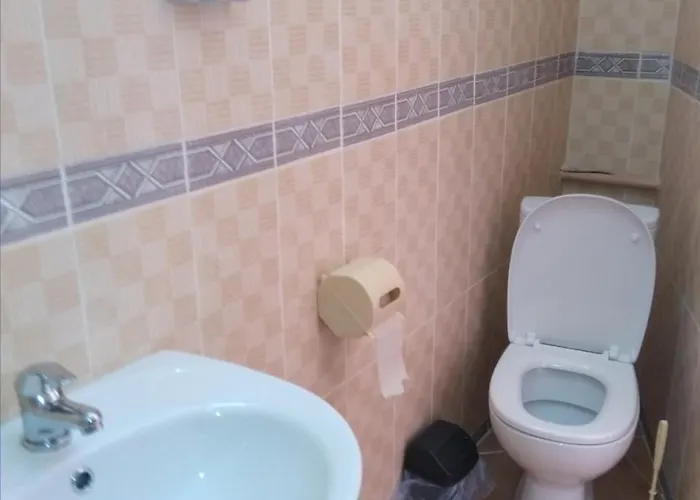 Хостел Mnogoborets F. Klub *